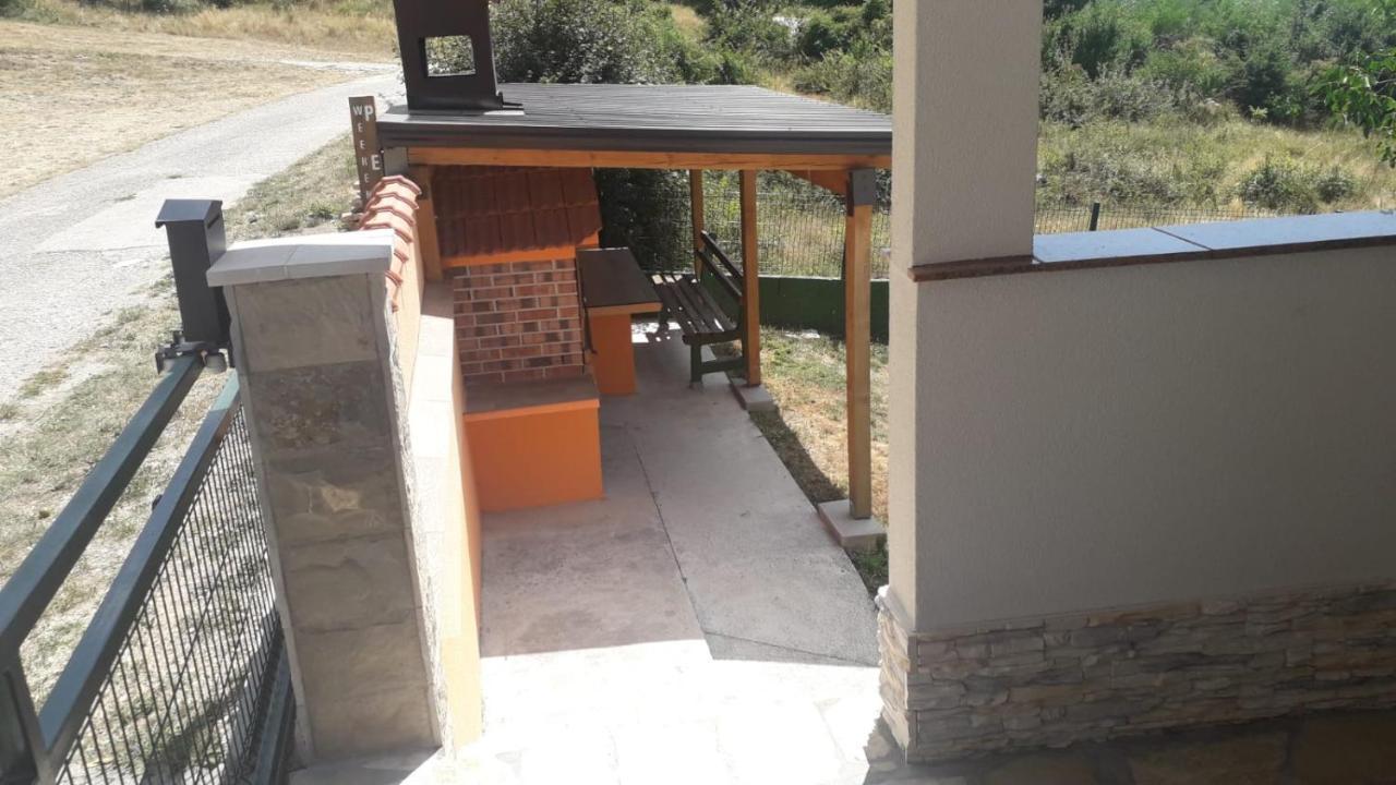Weekend House Petar Villa Lusnic Luaran gambar