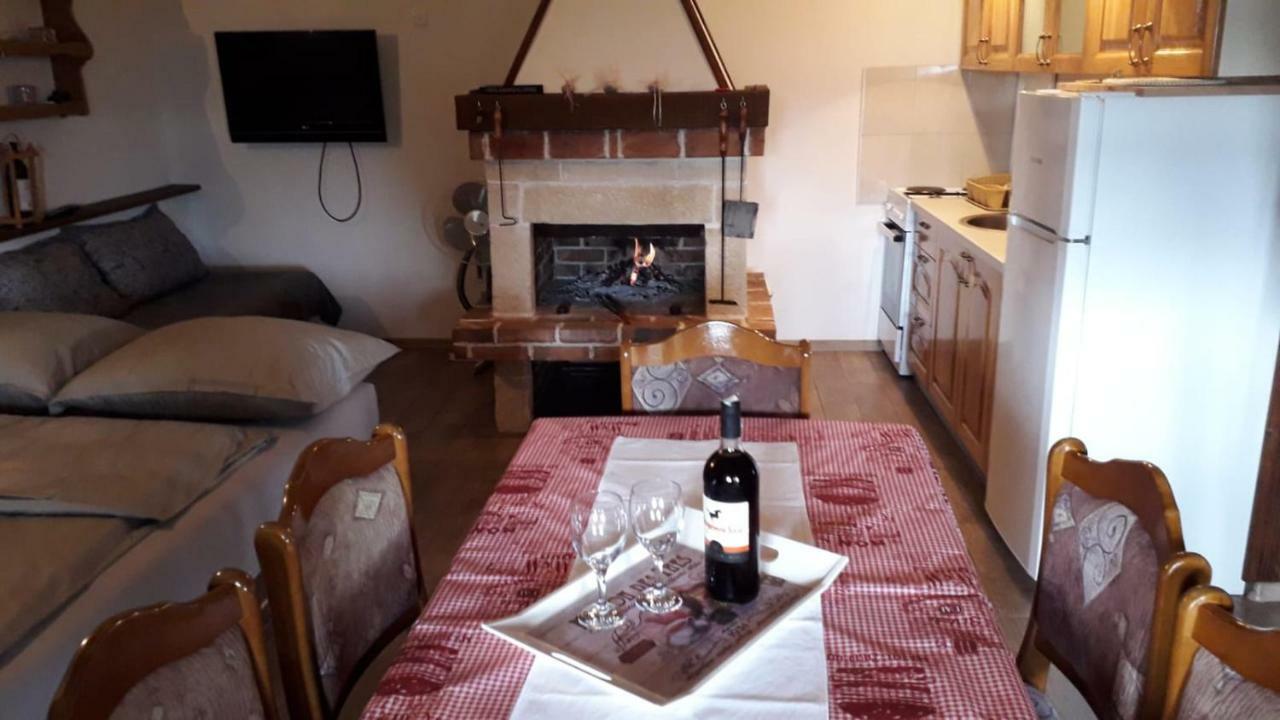 Weekend House Petar Villa Lusnic Luaran gambar